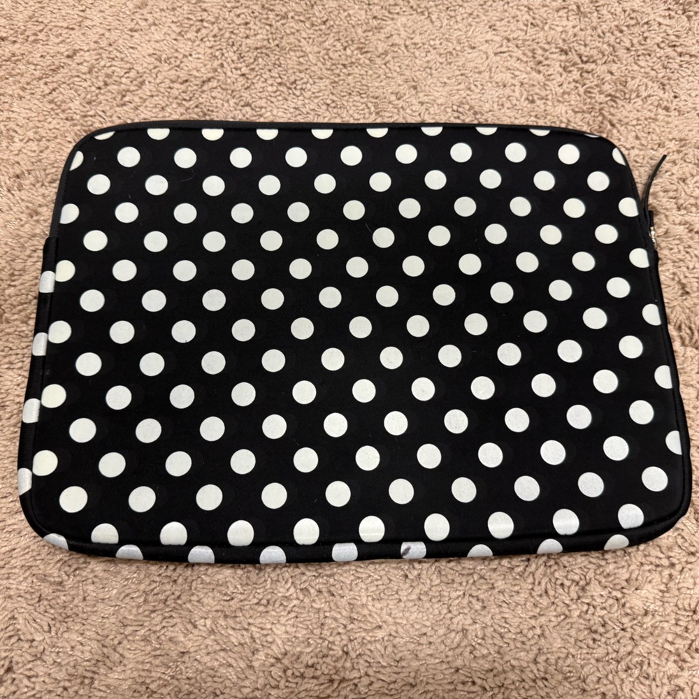 Kate Spade Black and White Polka Dot Design Laptop Sleeve - Picture 2 of 4